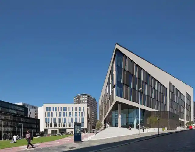 斯特拉斯克莱德大学